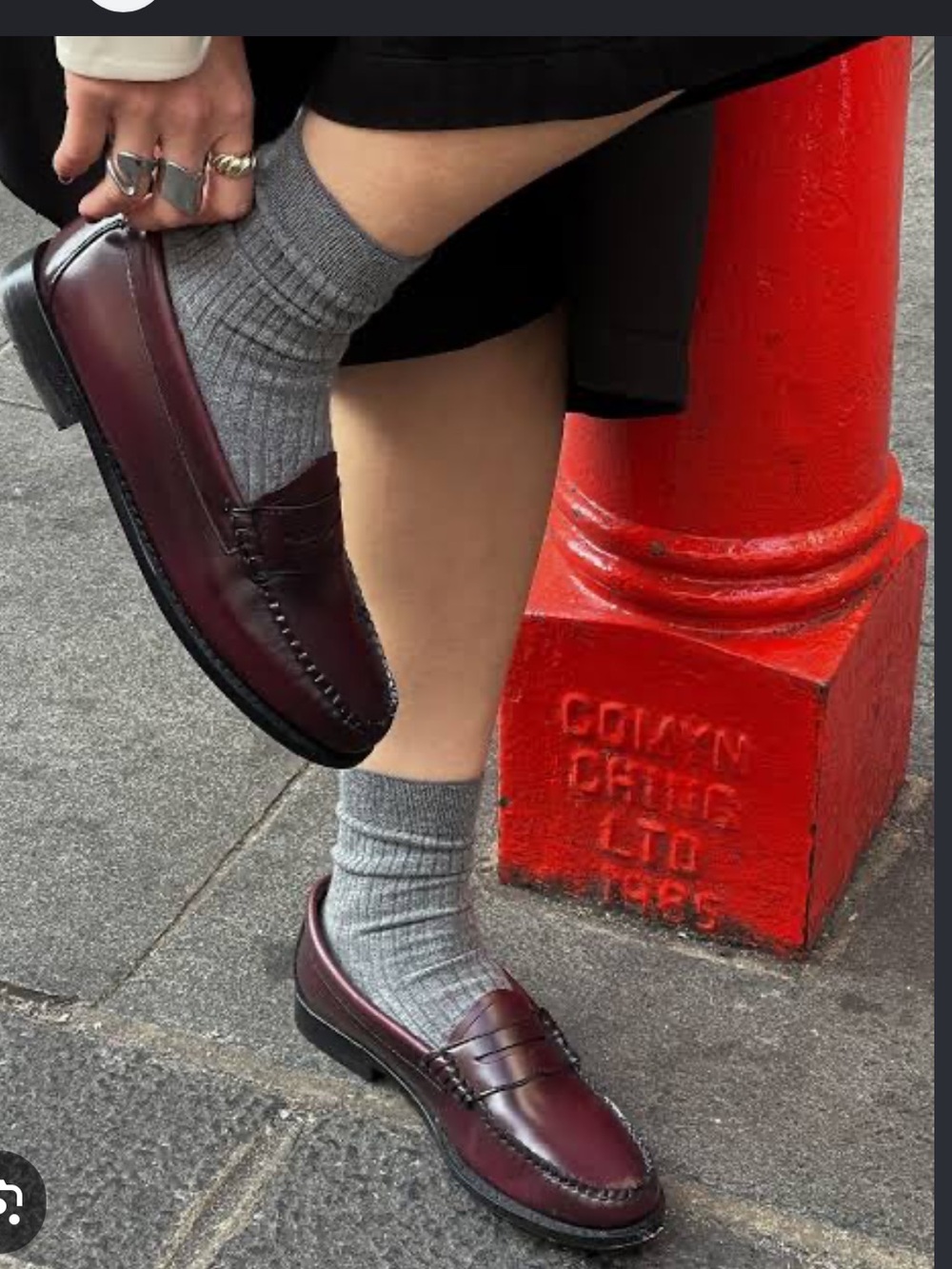 Bass weejuns burgandy leather loafers size 9.5 women’s or men’s 8